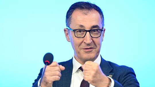 Ministerpräsident Cem Özdemir Ministerpräsident Cem Özdemir