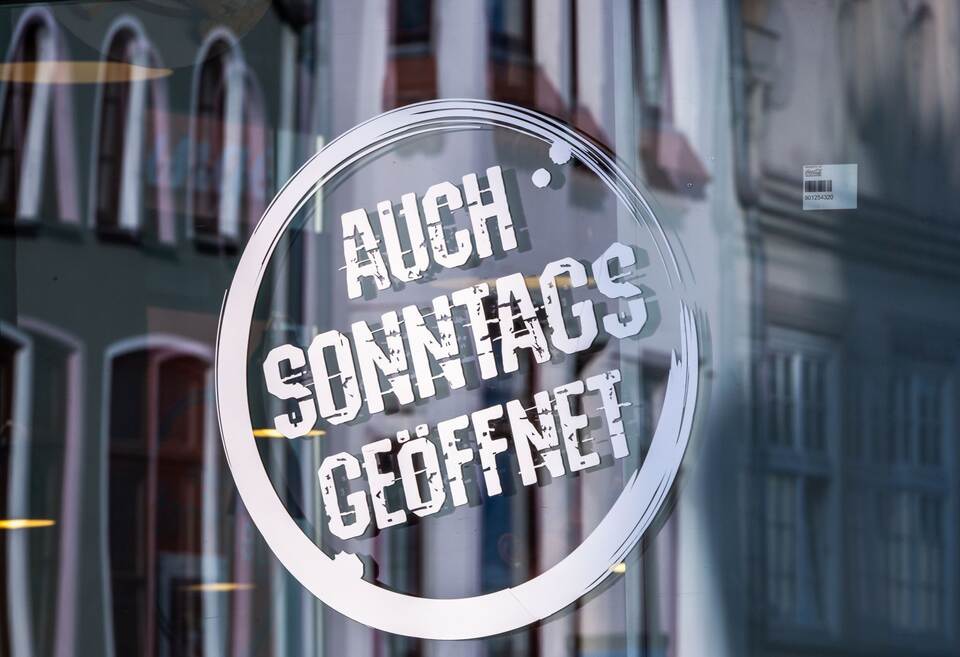 Öffnungszeitengesetz für Geschäft Öffnungszeitengesetz für Geschäft