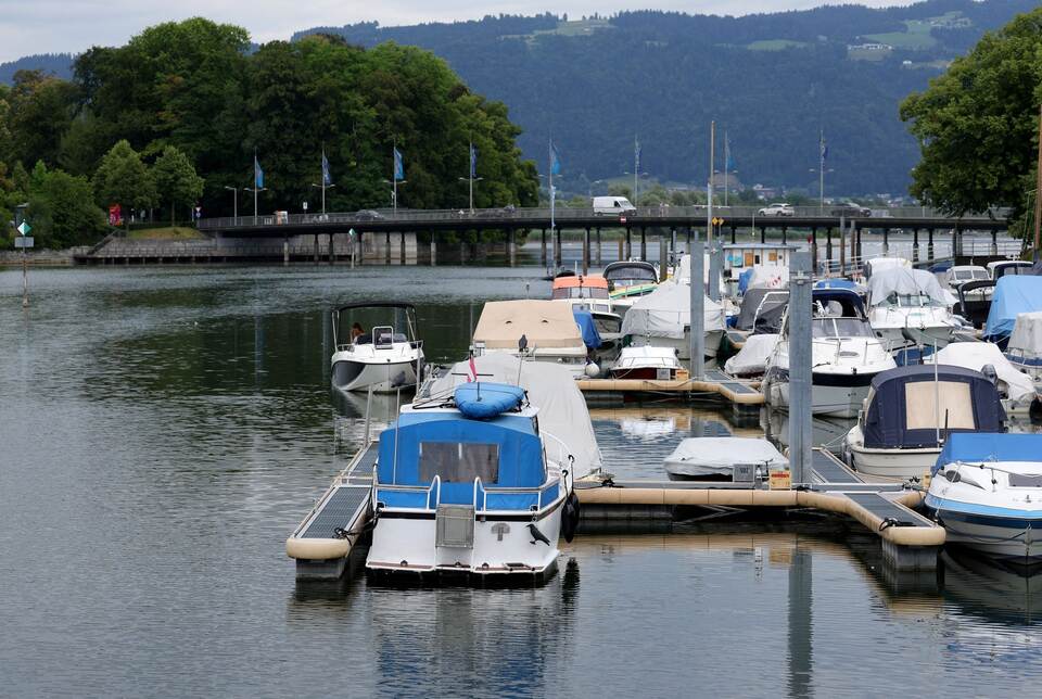 Warnung am Bodensee wegen Bakterien-Belastung Warnung am Bodensee wegen Bakterien-Belastung