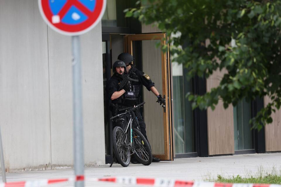 Festnahme und Verletzte an Gymnasium in Schongau Festnahme und Verletzte an Gymnasium in Schongau