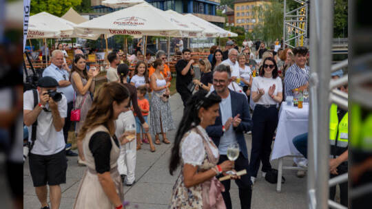Eröffnung EnzLive Waisenhausplatz