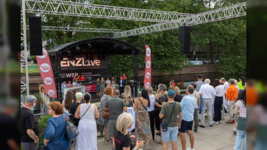 Eröffnung EnzLive Waisenhausplatz