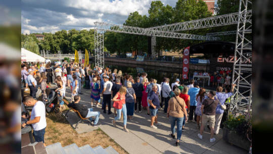 Eröffnung EnzLive Waisenhausplatz