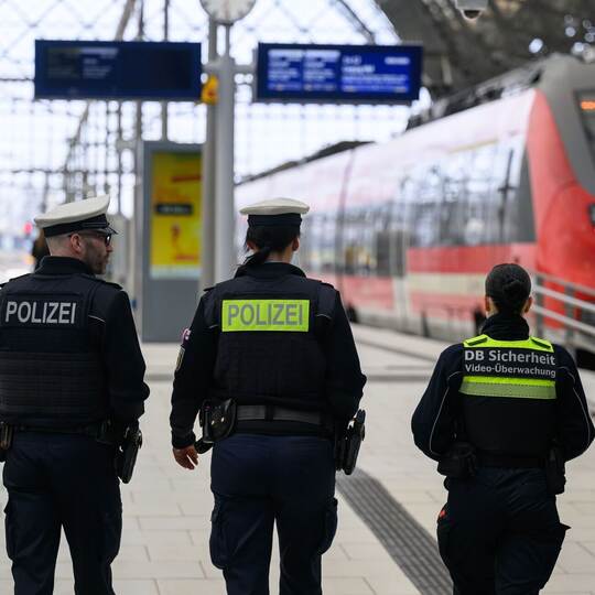 Bahn und Bundespolizei wollen für mehr Sicherheit sorgen