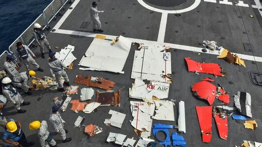 Flugzeug ins Arabische Meer gestürzt Flugzeug ins Arabische Meer gestürzt