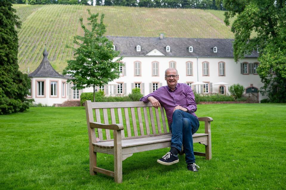 Günther Jauch auf seinem Weingut Günther Jauch auf seinem Weingut