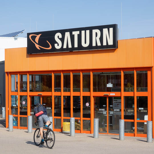 Saturn Wilferdinger Höhe