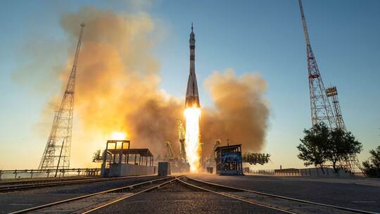 Sojus-Rakete auf dem Weg zur ISS Sojus-Rakete auf dem Weg zur ISS