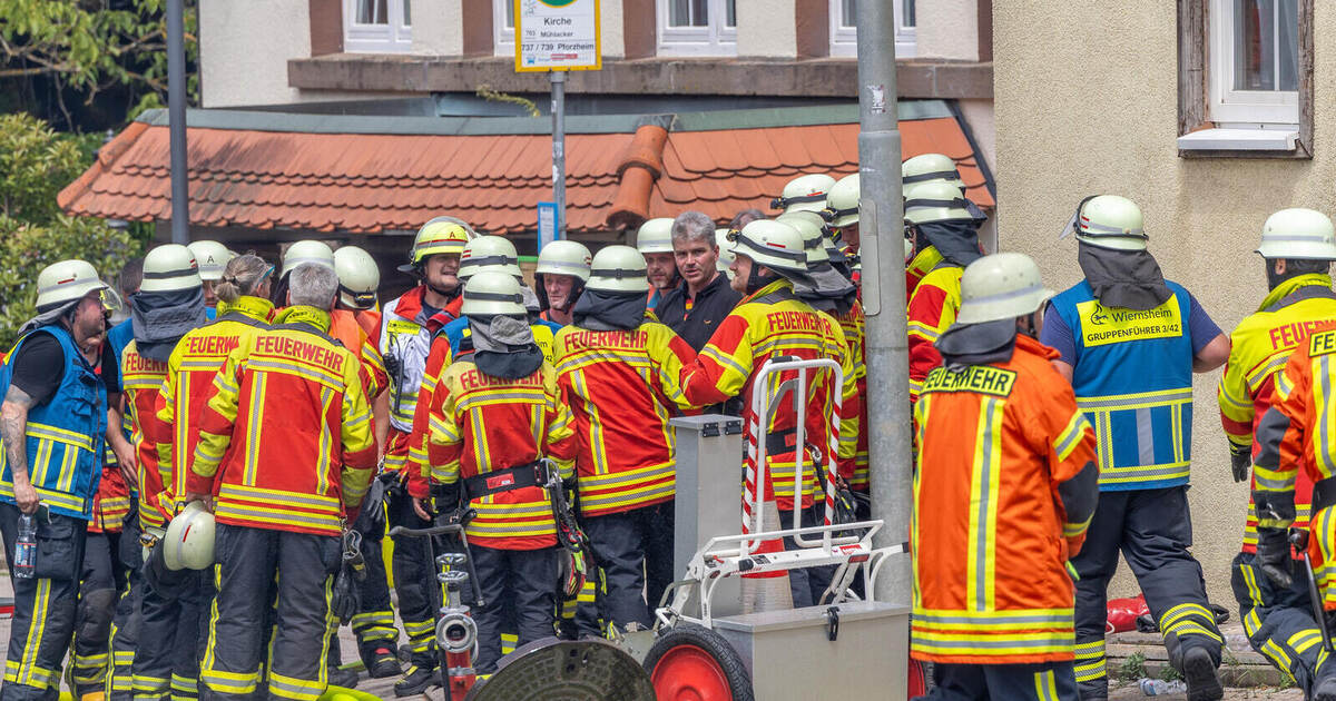 Major fire in Pinache: Thunderstorm rain helps firefighters late but ...