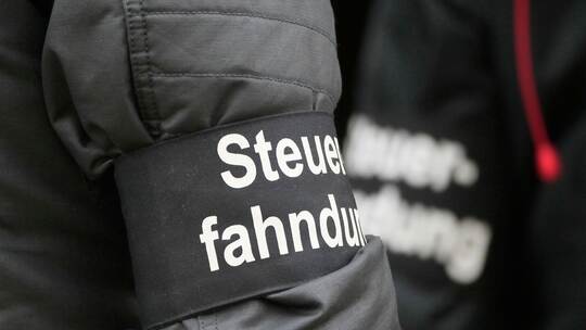 Steuerkriminalität stärker bekämpfen Steuerkriminalität stärker bekämpfen