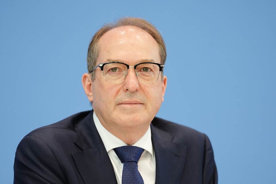 Alexander Dobrindt schockiert über Tat in Stade Alexander Dobrindt schockiert über Tat in Stade