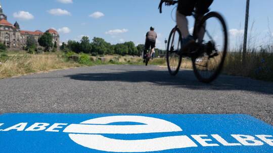 Die Radfahrer aus dem Kreis Calw haben bei „Stadtradeln“ deutlich mehr Kilometer gesammelt als die Mitstreiter aus Pforzheim und Piktogramme Elberadweg