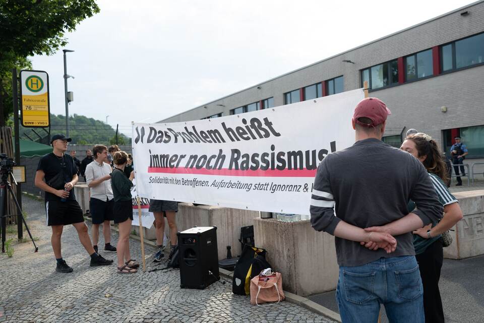 Prozess gegen mutmaßliche NSU-Unterstützerin Prozess gegen mutmaßliche NSU-Unterstützerin