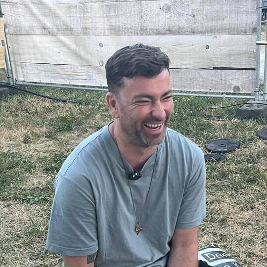 Vor seinem Auftritt gibt Marteria der PZ ein Interview. Fieß