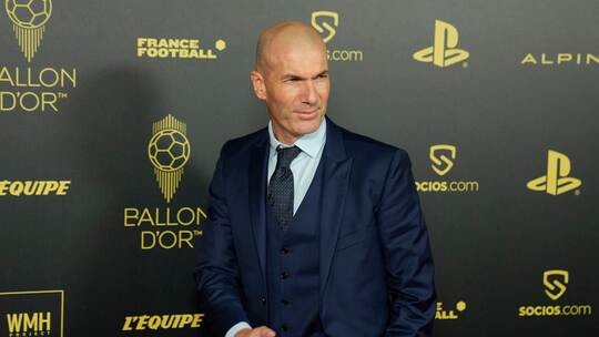 Zinédine Zidane Zinédine Zidane