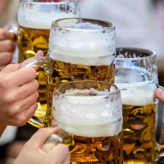 Im Bierzelt