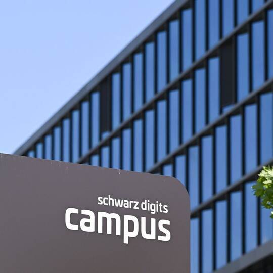 Offizielle Eröffnung Schwarz Digits Campus