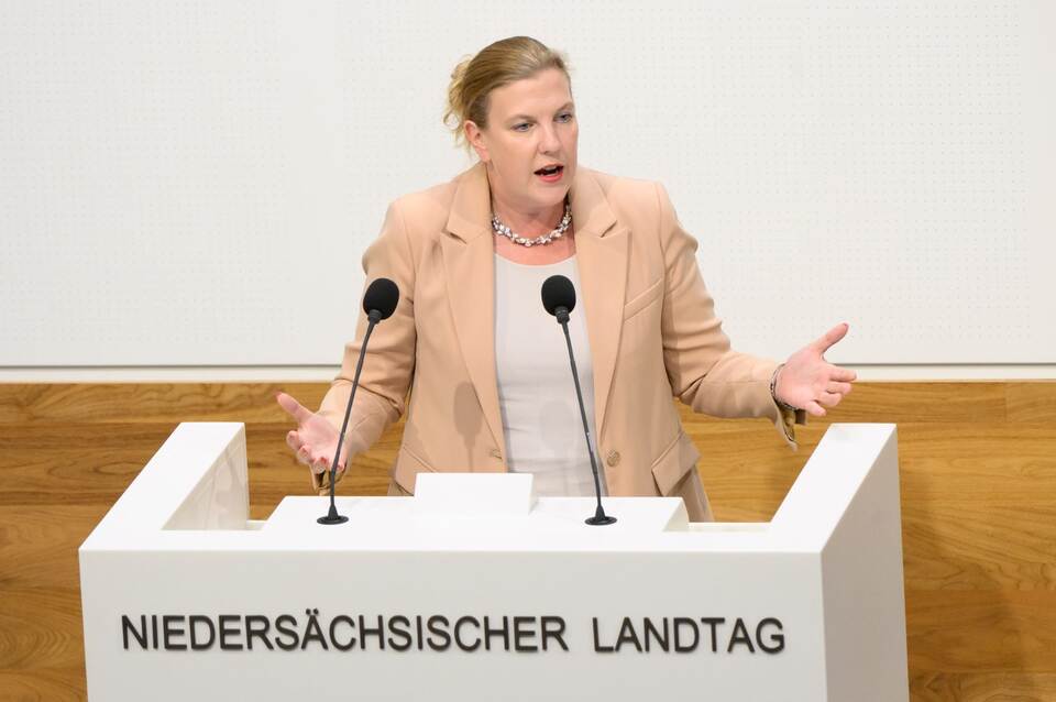 Carina Hermann Carina Hermann