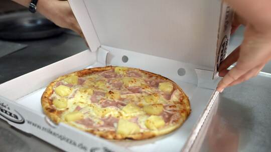 Pizza Hawaii