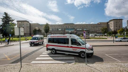 Ein Krankenwagen in Portugal Ein Krankenwagen in Portugal