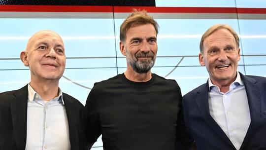 DFB-Pressekonferenz - Vorstellung neuer Bundestrainer DFB-Pressekonferenz - Vorstellung neuer Bundestrainer