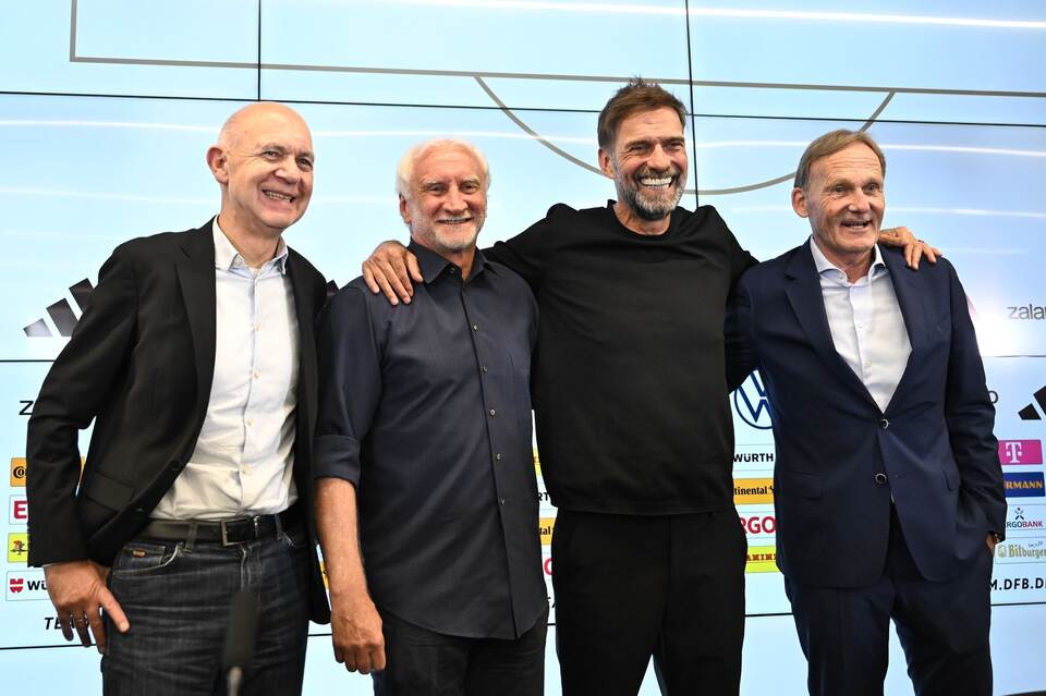 DFB-Pressekonferenz - Vorstellung neuer Bundestrainer DFB-Pressekonferenz - Vorstellung neuer Bundestrainer