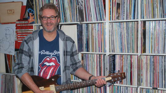Zuhause in Sternenfels hat Thomas Brockmann eine riesige Plattensammlung. Nicht nur für Rock- und Pop-Songs, die im Radio gefrag