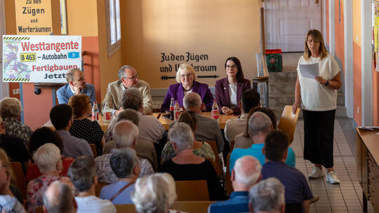 Sie setzen sich für den zweiten Bauabschnitt der Westtangente ein (von links): Andreas Renner (MdL), Gunther Krichbaum (MdB), Ka