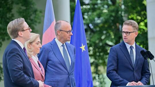 Personelle Veränderungen in Regierung und CDU Personelle Veränderungen in Regierung und CDU