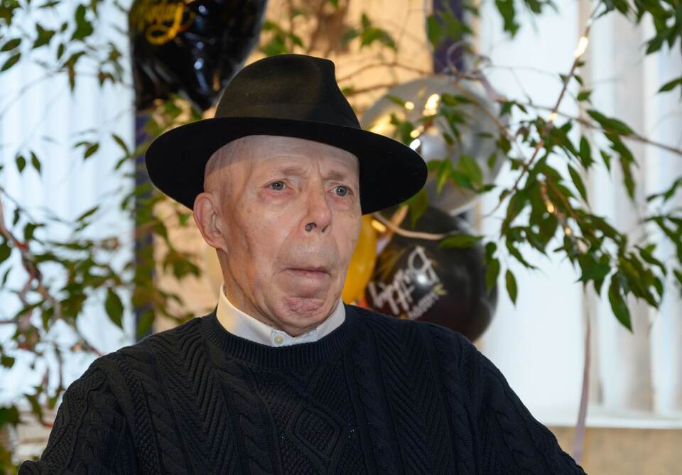 Gunther von Hagens Gunther von Hagens