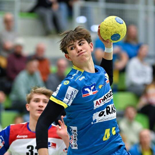 Finn Meißner (am Ball) glänzt nicht nur im SG-Trikot, sondern auch bei der U18-Nationalmannschaft. Foto: Peter Hennrich