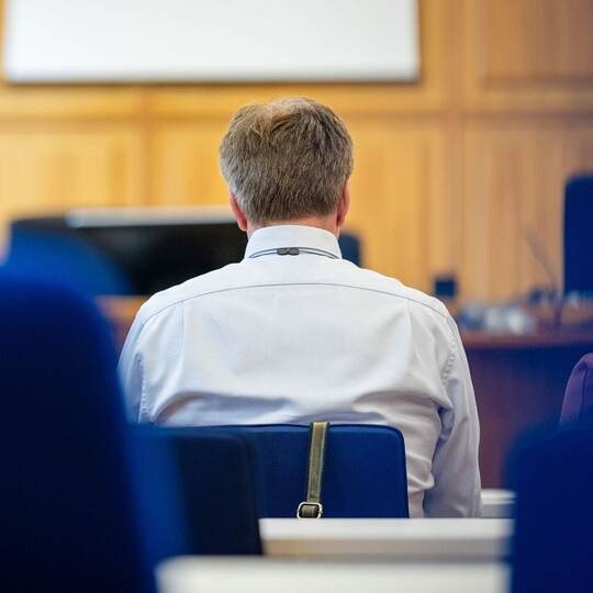 Prozessauftakt gegen Jagdpächter wegen versuchten Mordes Prozessauftakt gegen Jagdpächter wegen versuchten Mordes