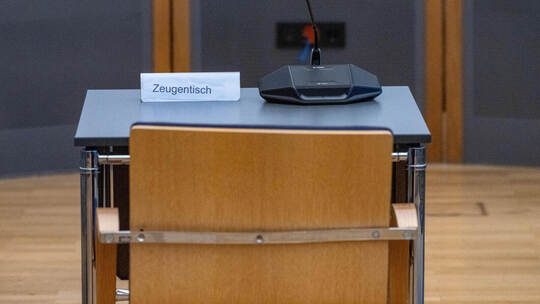 Sexuelle Handlungen mit Häftling? - Berufungsprozess