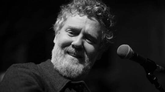 Irischer Musiker und Oscar-Preisträger Glen Hansard ist tot Irischer Musiker und Oscar-Preisträger Glen Hansard ist tot