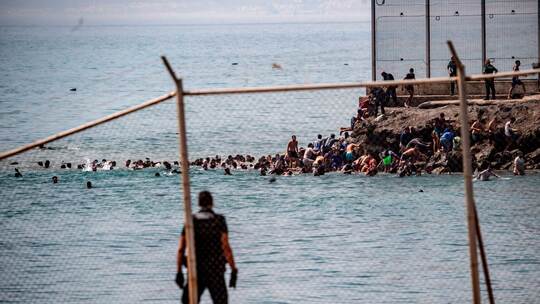 Migranten in Spanien-Exklave Ceuta Migranten in Spanien-Exklave Ceuta