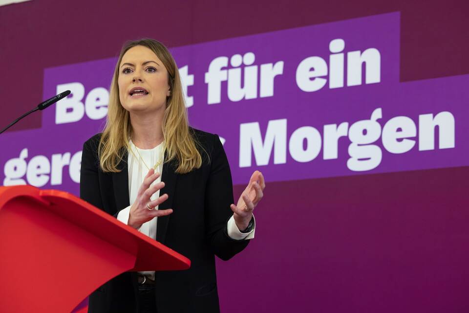 Clara Bünger Clara Bünger