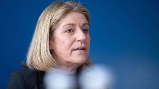Barbara Resch, IG Metall Bezirksleiterin Baden-Württemberg Barbara Resch, IG Metall Bezirksleiterin Baden-Württemberg