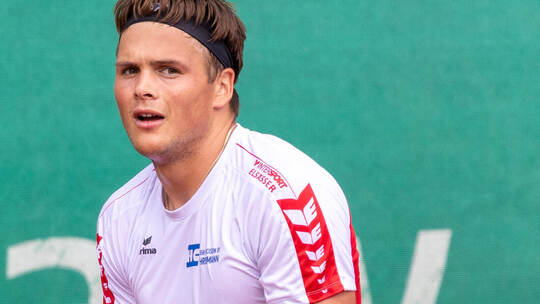 Patrick Zahraj gewann sein Einzel und sein Doppel. Ralf Becker