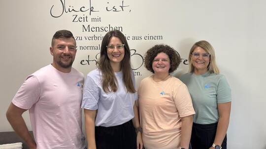 Christoph Schütze, Ann-Christin Kulick, Andrea Bader und Jasmin Altendorf (von links) sprechen in ihrem Podcast offen über den P