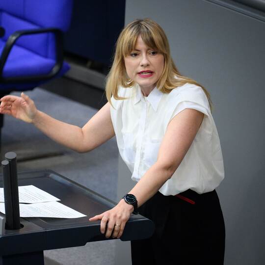 Clara Bünger