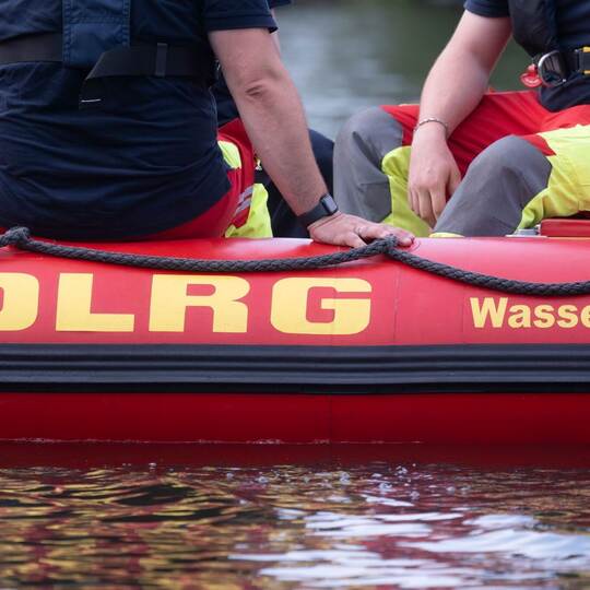 DLRG-Übung in Baden-Württemberg