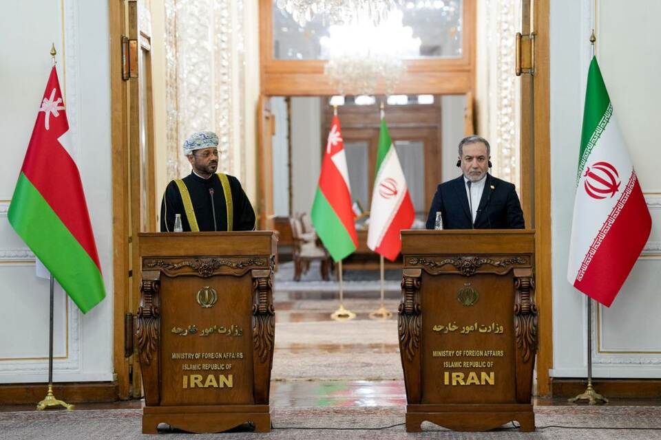 Außenminister von Oman besucht Teheran Außenminister von Oman besucht Teheran
