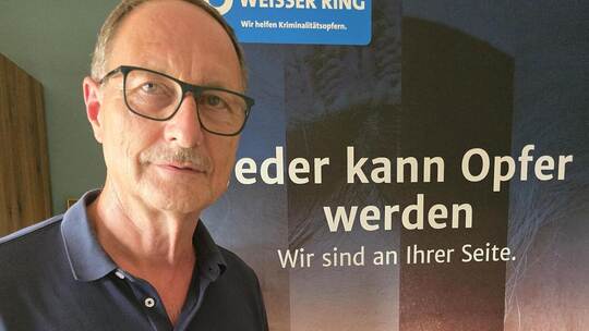 Der Landesvorsitzende des Weissen Rings Baden-Württemberg ist seit April 2026 Hans Matheis aus Knittlingen. Der Polizeivizepräsi