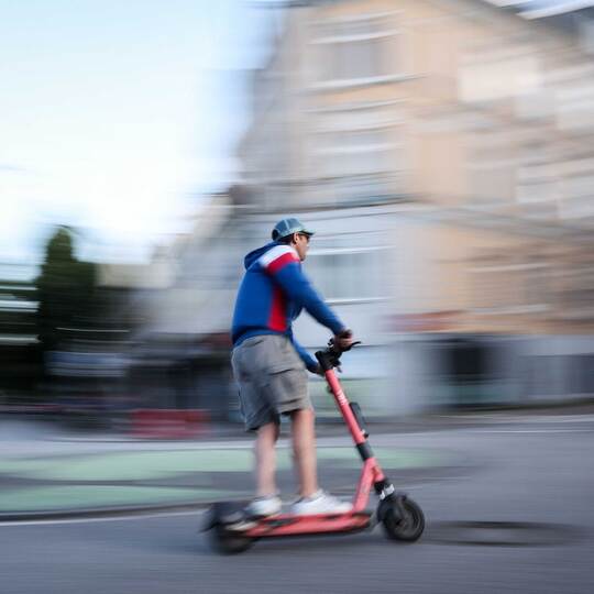 Fahrt mit E-Scooter