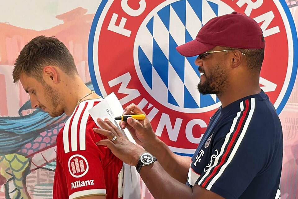 FC Bayern auf Asien-Reise FC Bayern auf Asien-Reise