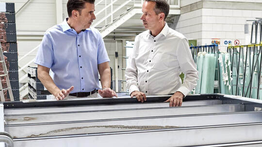 Thomas Dörflinger (CDU), Staatssekretär im Ministerium für Wirtschaft, Handwerk und Tourismus Baden-Württemberg besucht die Spit
