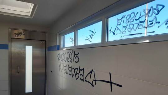 Vandalismus und Ekel-Toiletten an Autobahnen