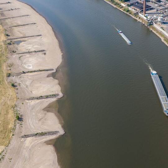 Niedrigwasser im Rhein