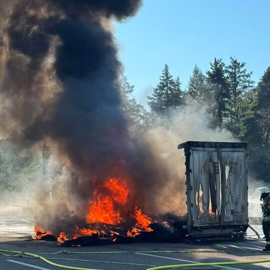 Lastwagen-Brand auf A5
