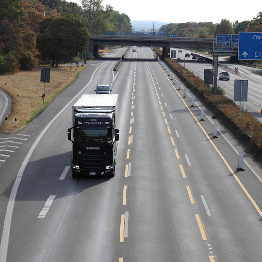 Sonntagsfahrverbot für Lkw bis Ende September ausgesetzt
